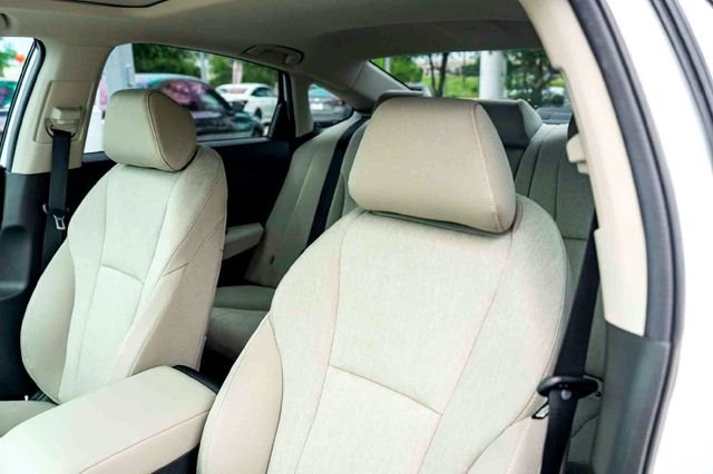 New 2026 Platinum White Pearl Honda SE image 9