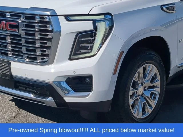 Used 2025 White GMC Denali image 17