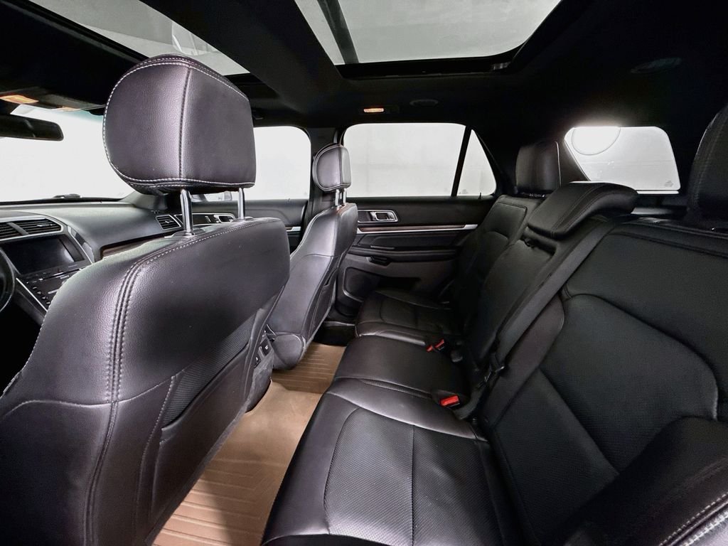 2017 Ford Explorer Limited - Photo 26