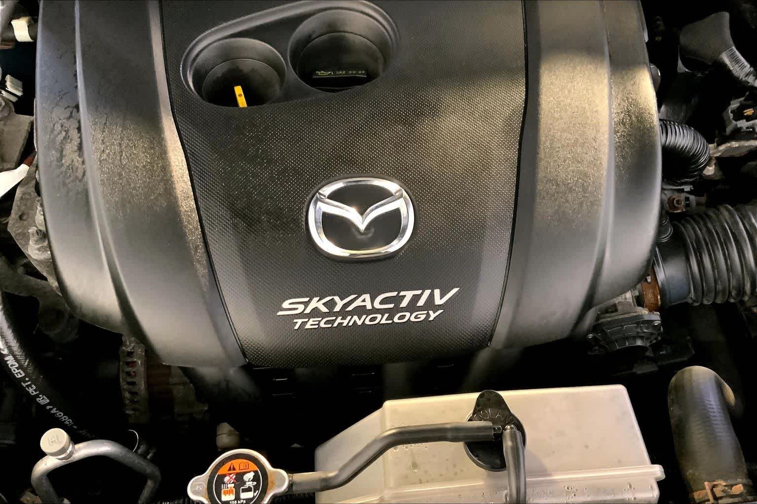 Used 2016 Blue Reflex Mica Mazda Grand Touring image 32