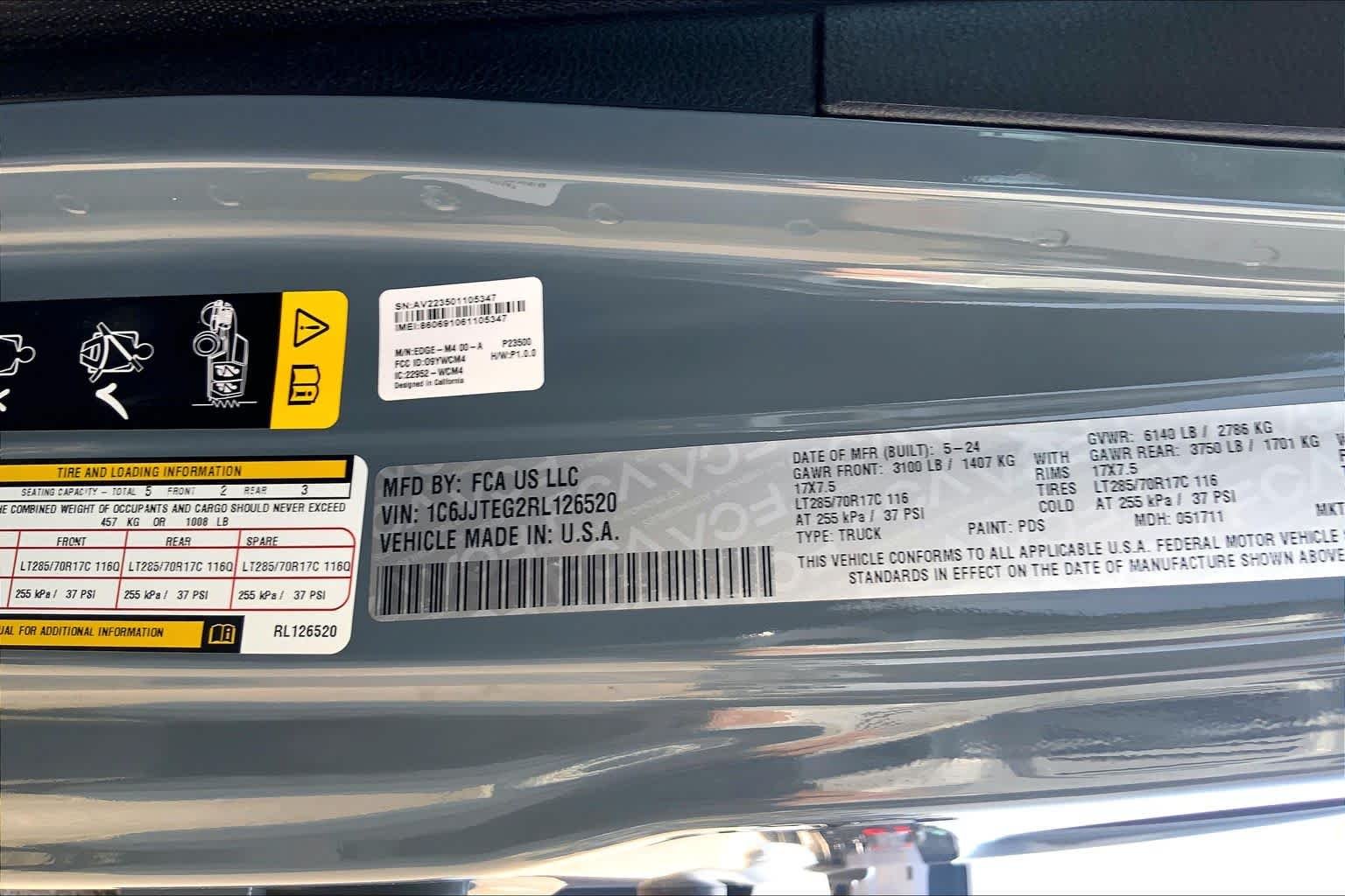 Used 2024 Anvil Clearcoat Jeep Mojave image 37