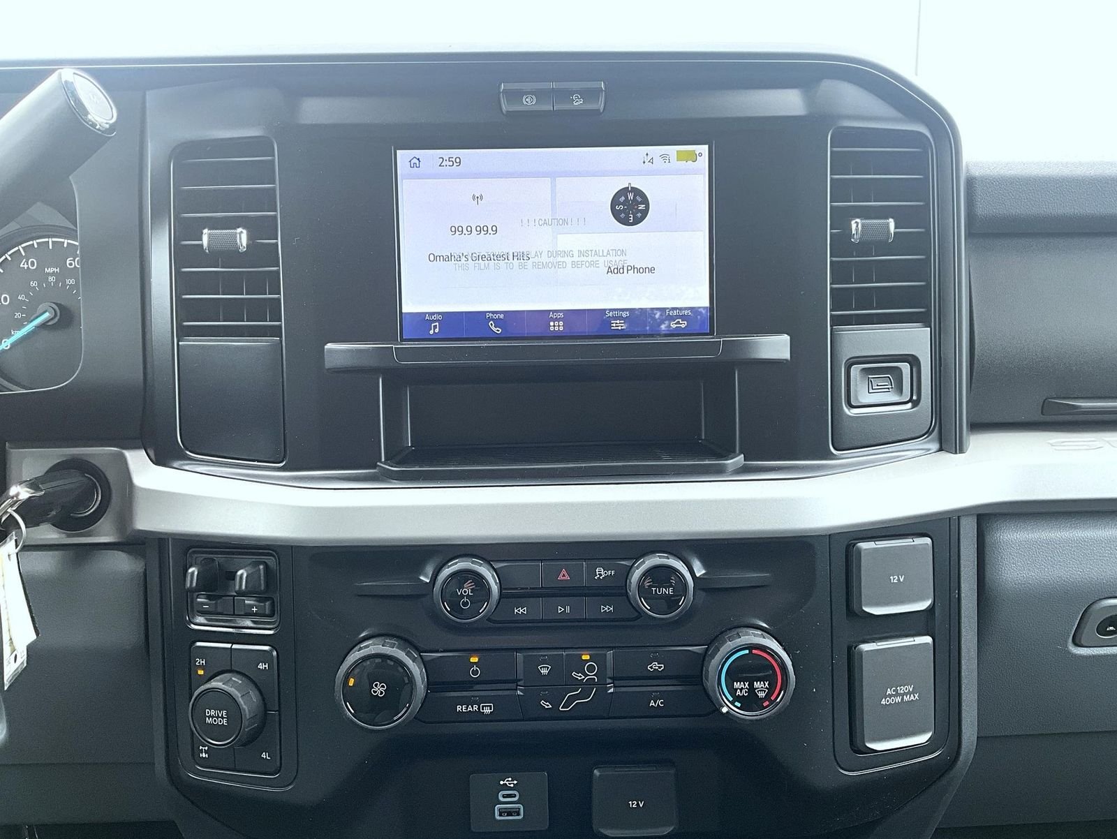 New 2026 Oxford White Ford XLT image 13