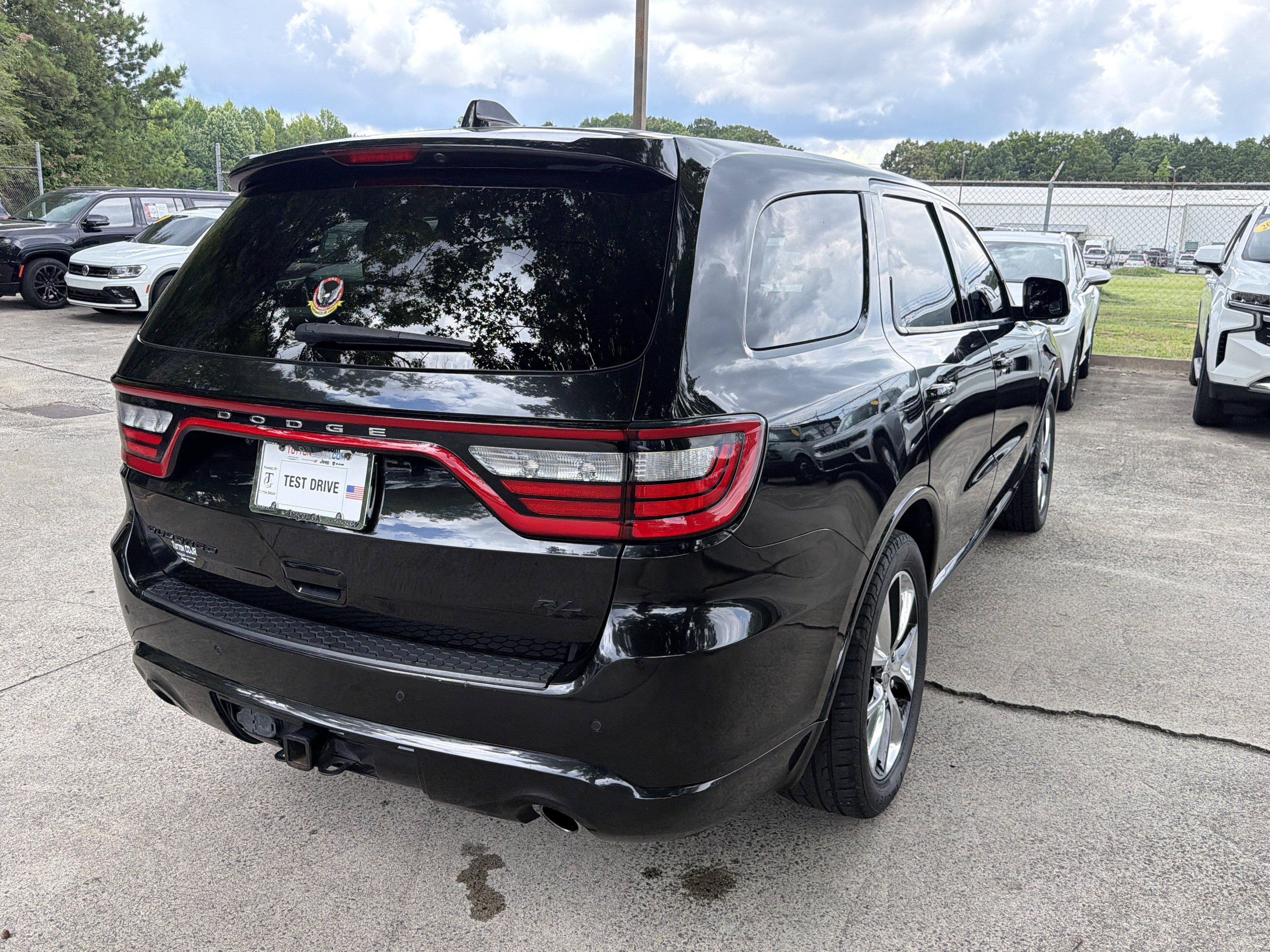 Used 2014 Brilliant Black Crystal Pearlcoat Dodge R/T image 7