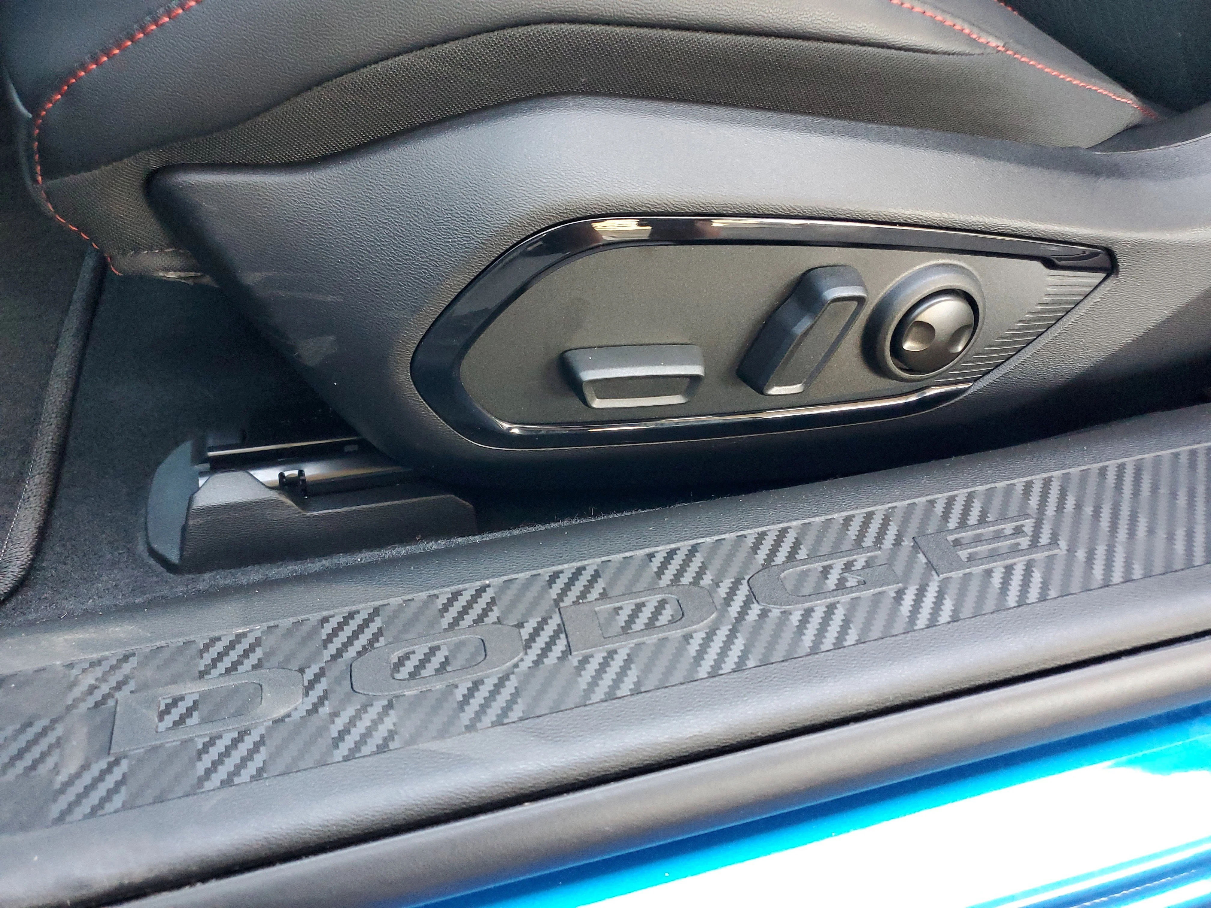 New 2026 Bludicrous Exterior Paint Dodge R/T Scat Pack image 14