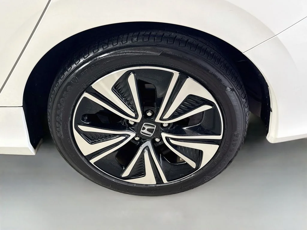 Used 2017 White Orchid Pearl Honda EX-L image 31