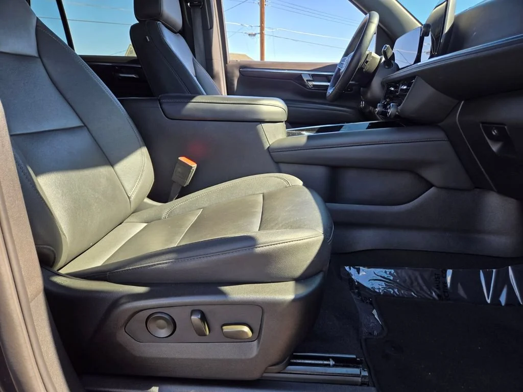 Used 2025 Dark Ash Metallic Chevrolet LT image 16