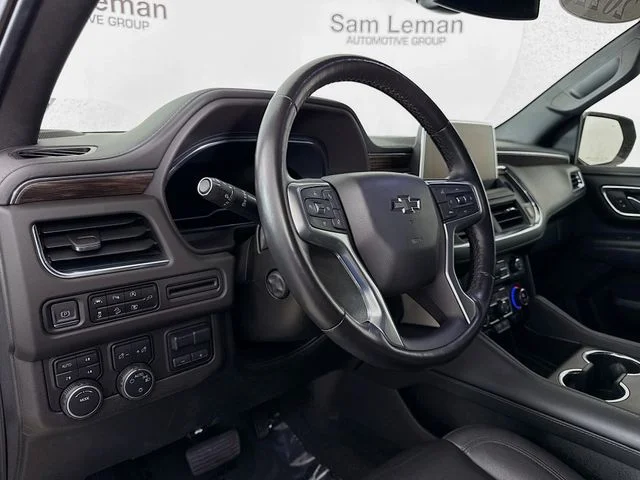 Used 2022 Gray Chevrolet Z71 image 9