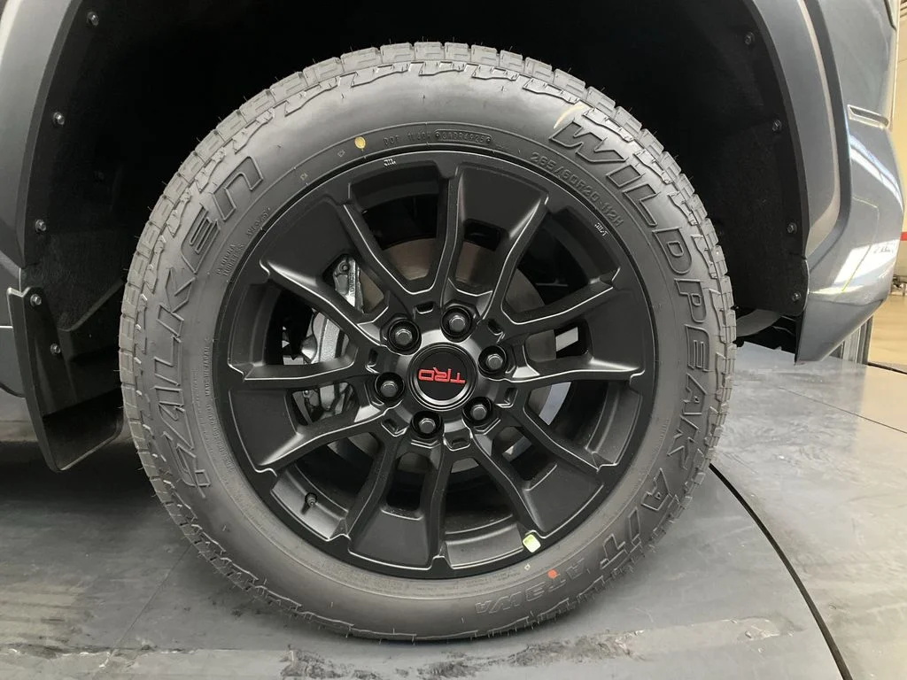 2026 Toyota Tundra Limited - Photo 25