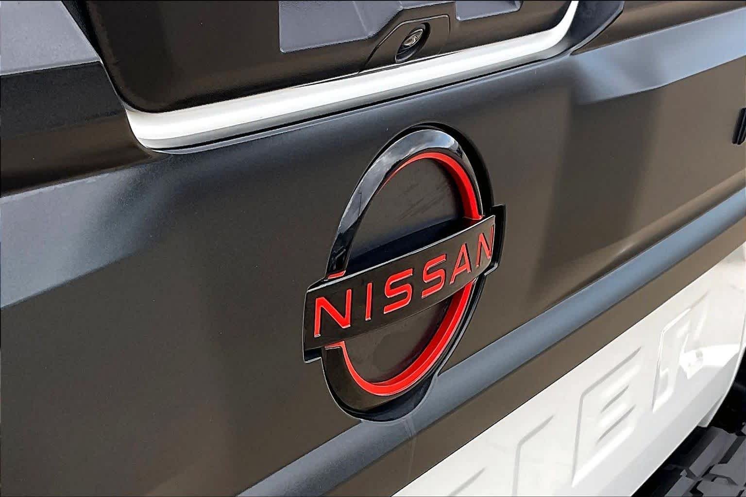 Used 2026 Glacier White Nissan PRO-4X image 29