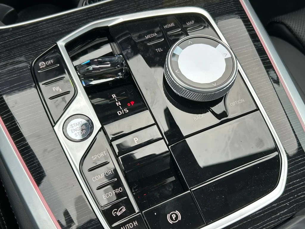 2026 BMW X5 M60i - Photo 28
