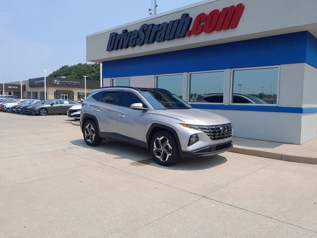 Used 2022 Silver Hyundai Limited image 2