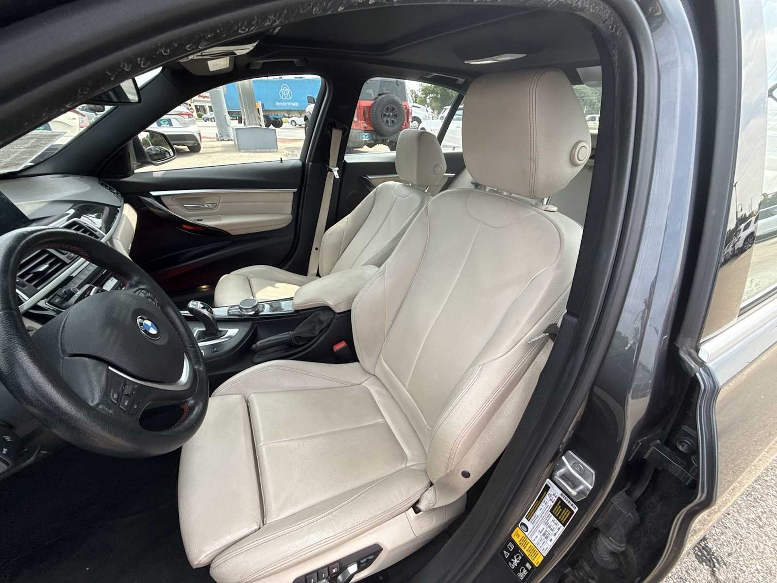 Used 2017 Gray BMW xDrive image 19