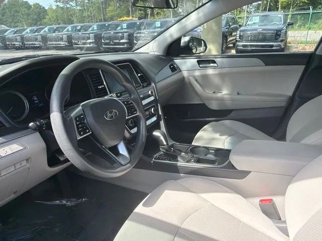 Used 2019 Symphony Silver Hyundai ECO image 11