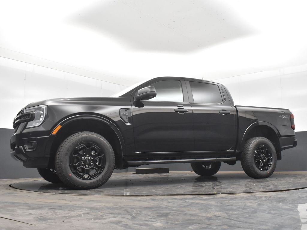 New 2026 Shadow Black Ford XLT image 28