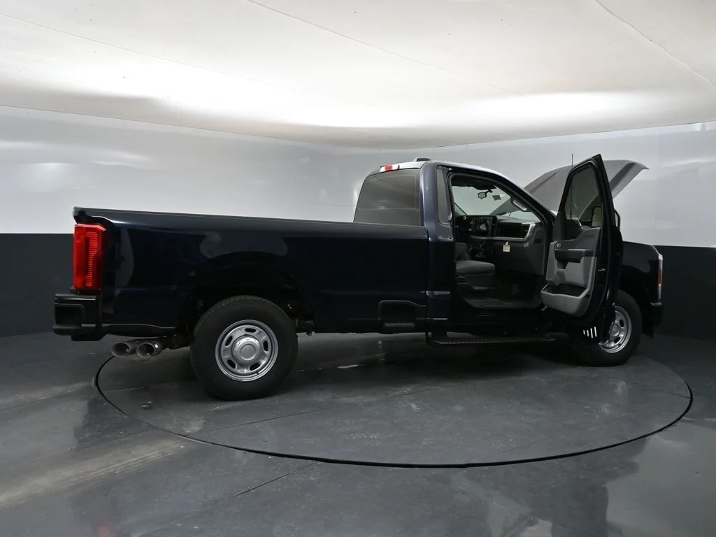 2025 Ford F-250 Super Duty XL - Photo 36
