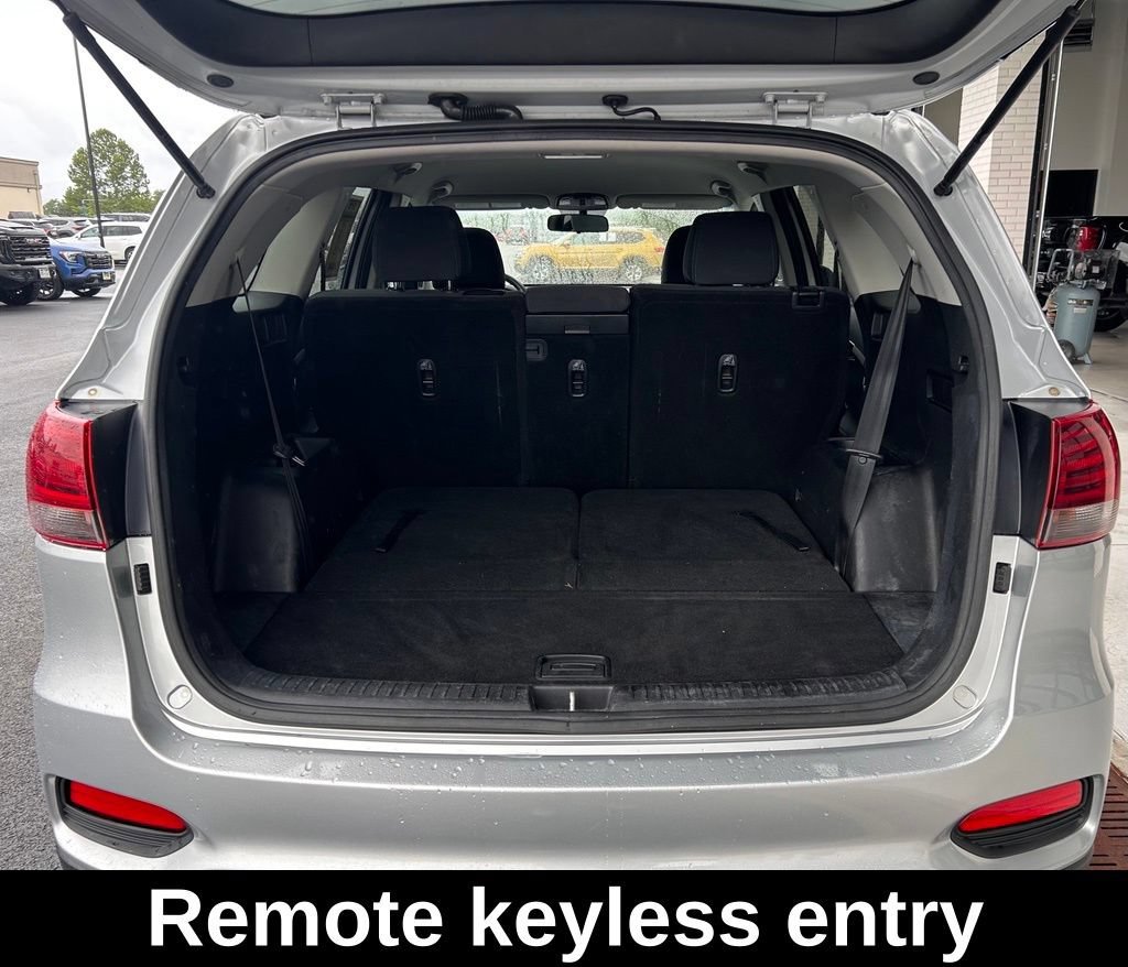 Used 2019 Silver Kia 3.3L LX image 13