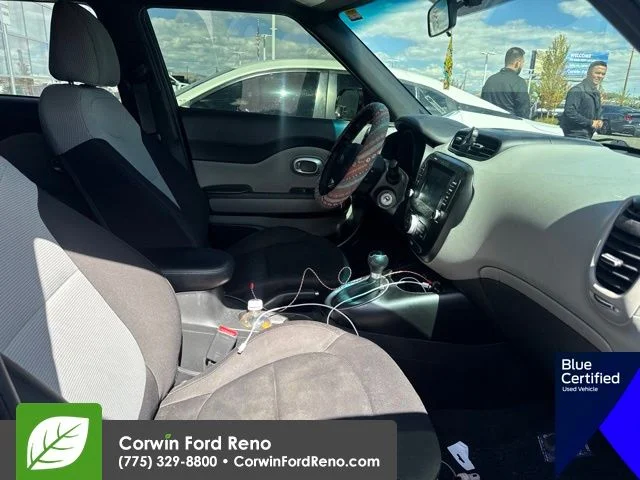 Used 2018 Black Kia Base image 14