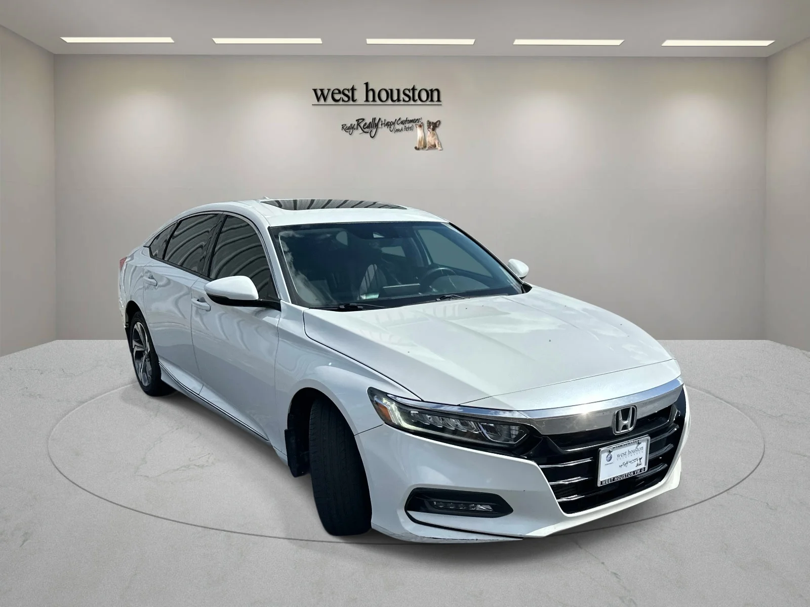 Used 2018 White Honda EX-L Navi 1.5T image 3