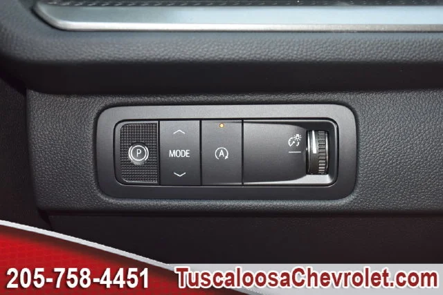 New 2027 Mosaic Black Metallic Chevrolet LT image 35