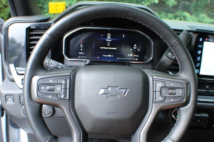 Used 2026 Summit White Chevrolet ZR2 image 10