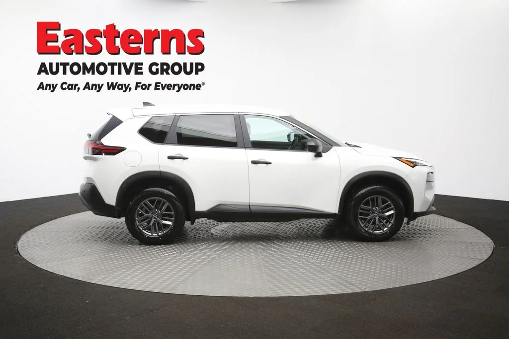 Used 2023 White Nissan S image 46