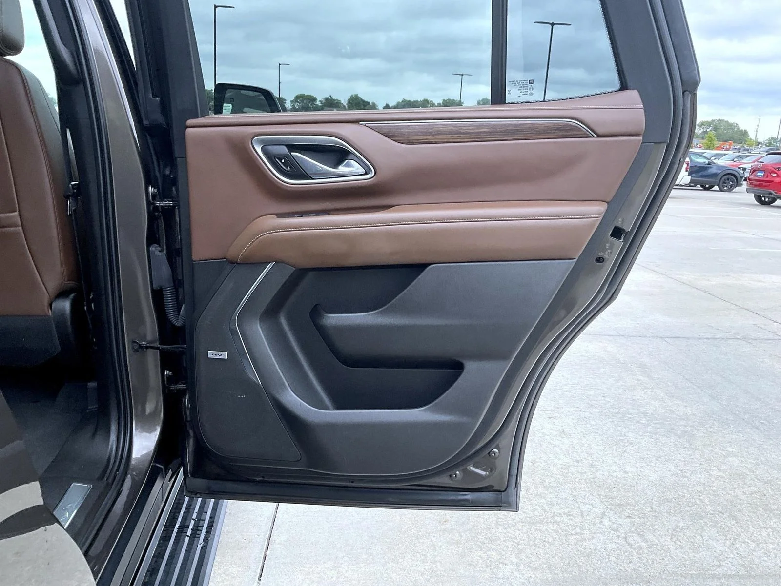 Used 2021 Gray Chevrolet High Country image 23