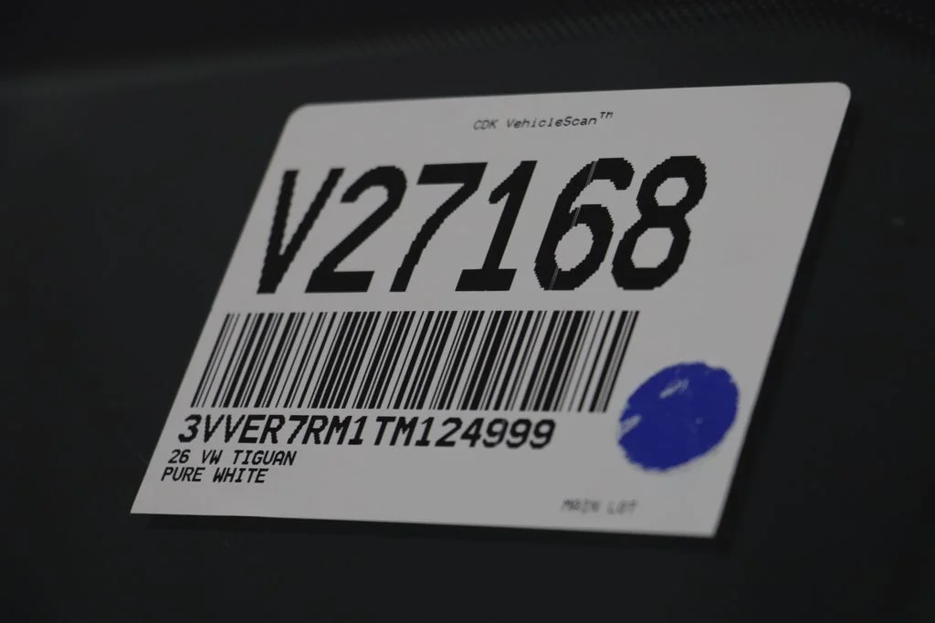 New 2026 Pure White Volkswagen 2.0T SE image 25