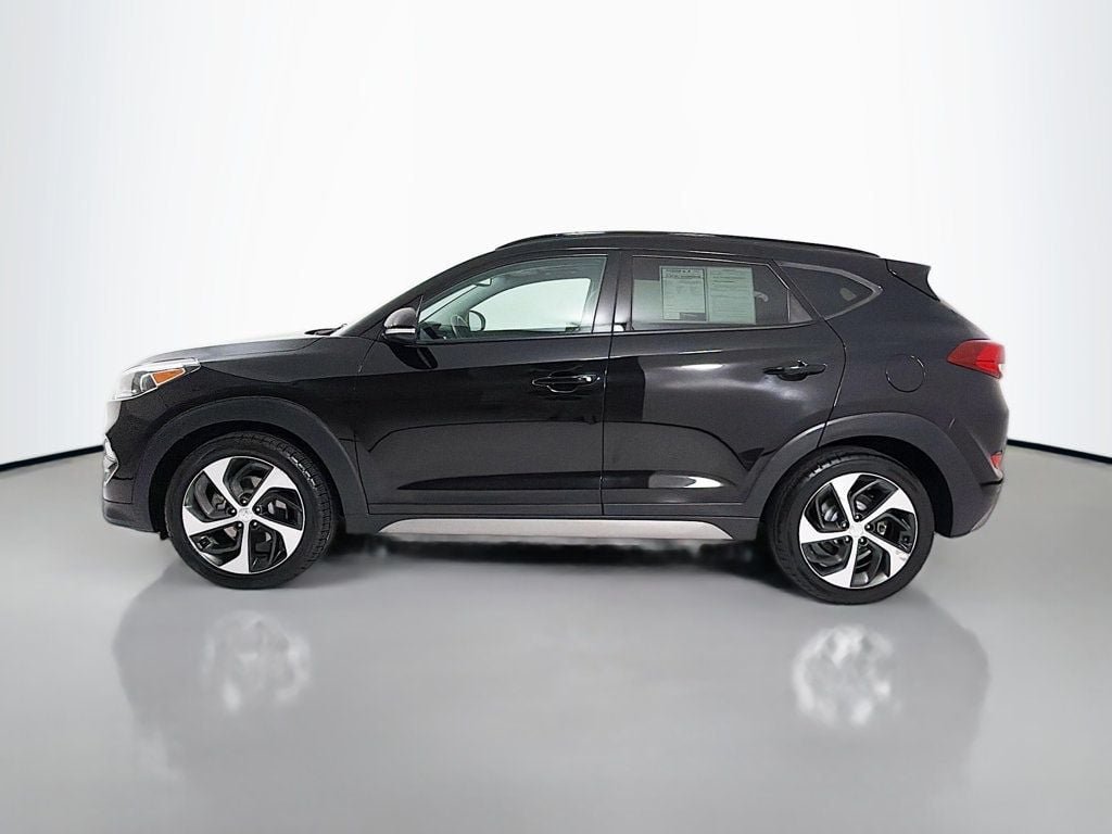 Used 2018 Black Noir Pearl Hyundai Value AWD image 4