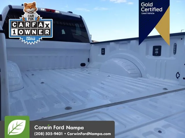 Certified Used 2025 White Ford Lariat image 30