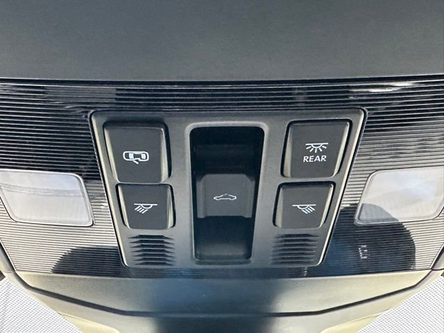 New 2026 Pure White Volkswagen 2.0T Autobahn image 34
