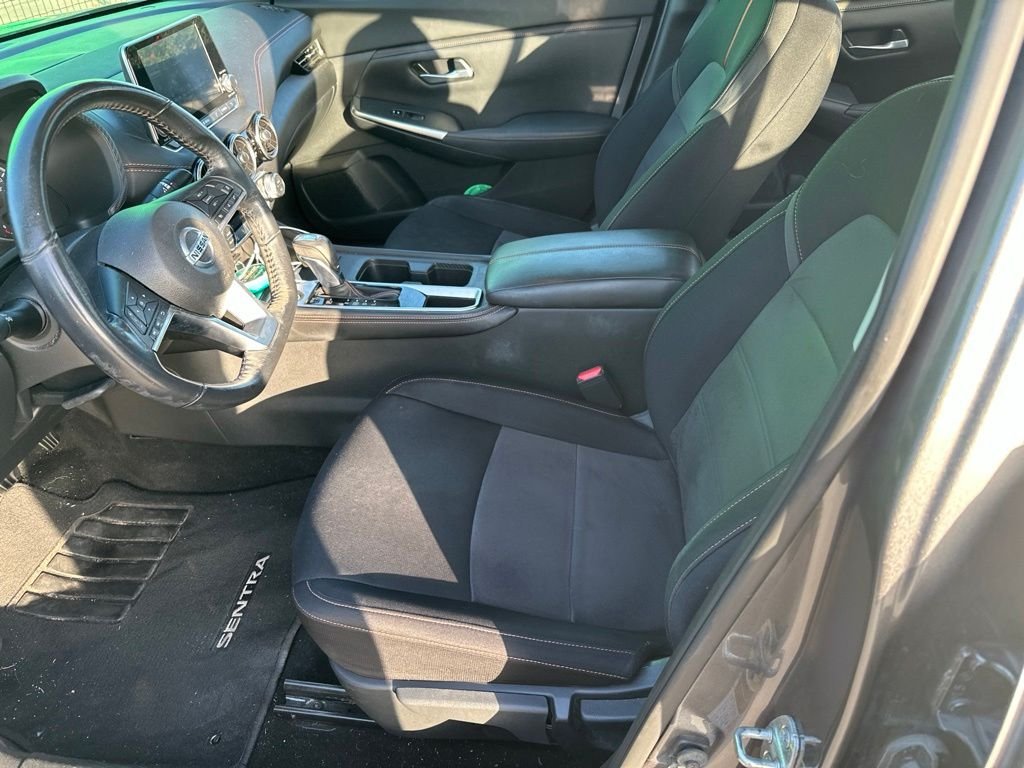 Certified Used 2021 Gray Nissan SR image 3