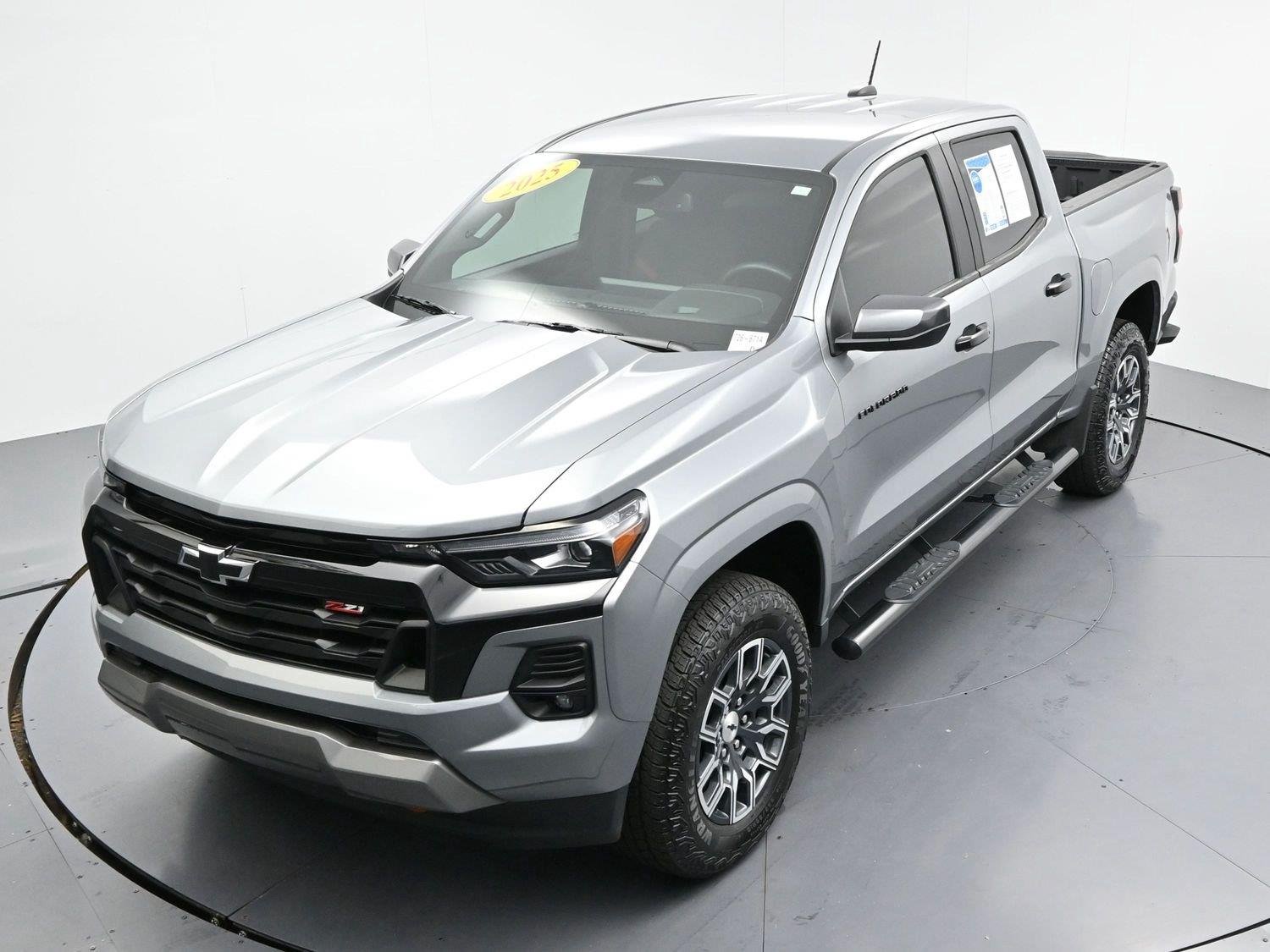 Used 2025 Sterling Gray Metallic Chevrolet Z71 image 37