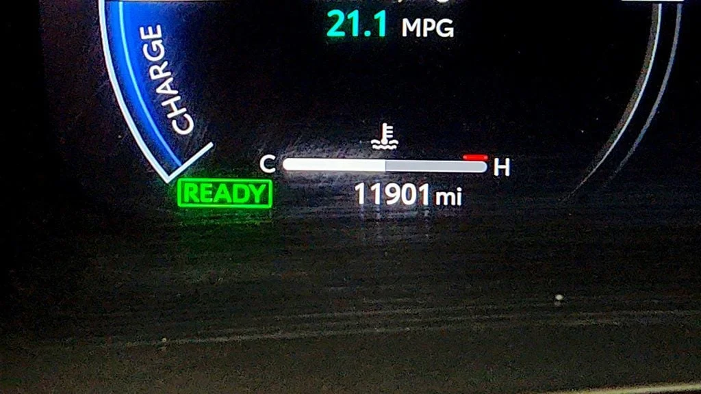 Used 2025 Ruby Flare Pearl Toyota Hybrid MAX Platinum AWD w/ Illuminated Cargo Sill image 15