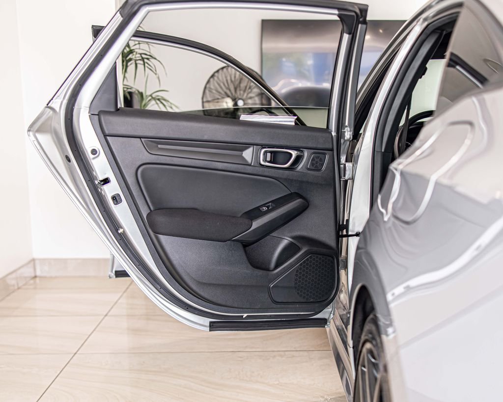 Used 2025 Silver Honda Sport image 31