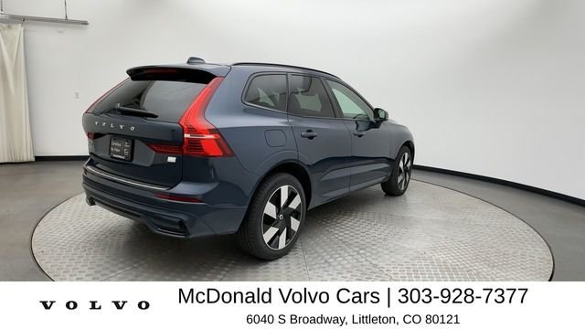 Used 2024 Blue Volvo T8 Plus Dark Theme image 8