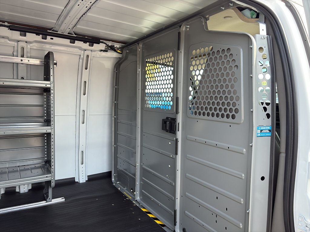 2025 Chevrolet Express Cargo Work Van - Photo 9