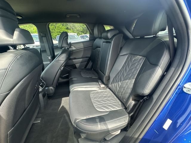 Used 2023 Blue Kia X-Line image 28