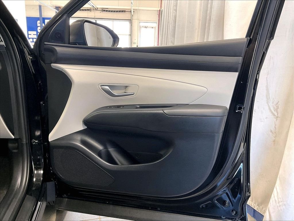 Used 2026 Black Hyundai SE image 12