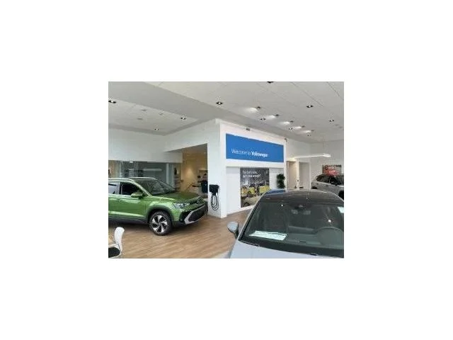 New 2026 Tanzanite Blue II Metallic BMW xDrive40i image 10