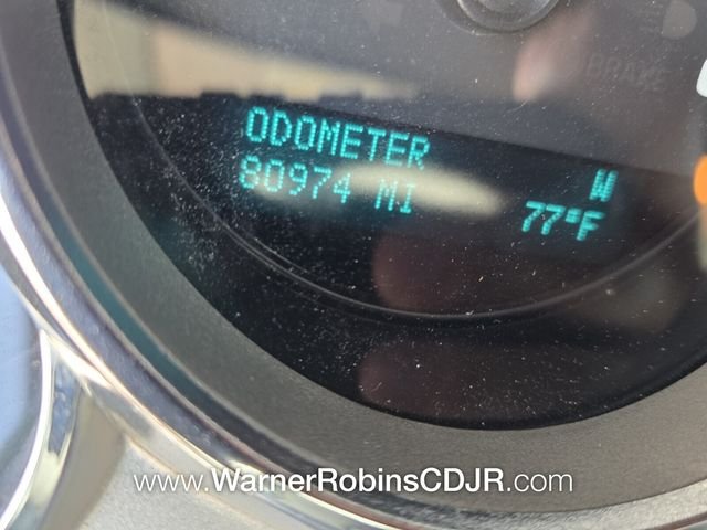 Used 2013 Silver GMC SLE image 30