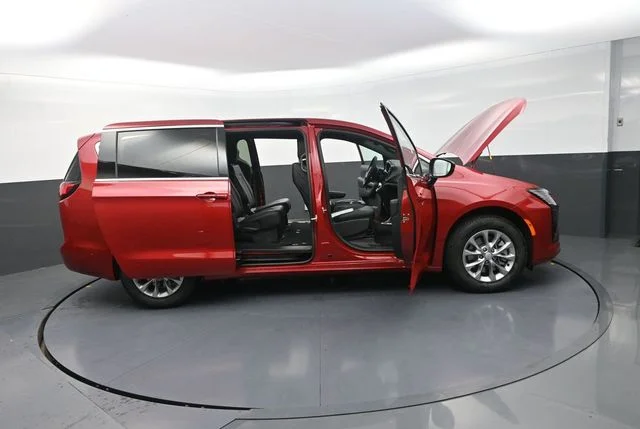 New 2027 Red Hot Pearl-Coat Exterior Paint Chrysler Select image 40