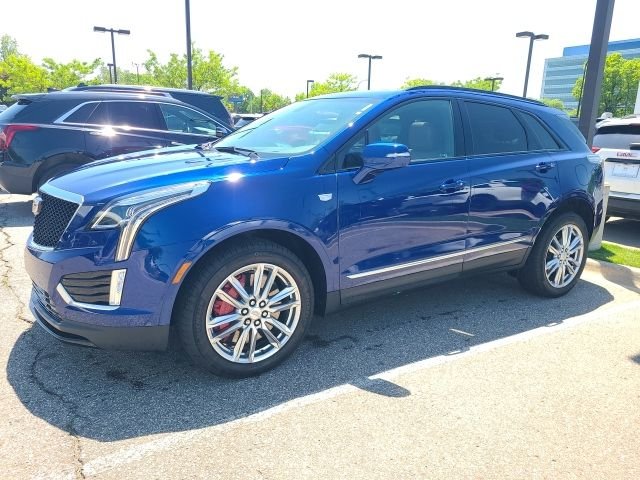 2024 Cadillac XT5 AWD Sport's photo