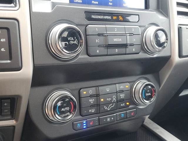 Used 2021  Ford Platinum image 28