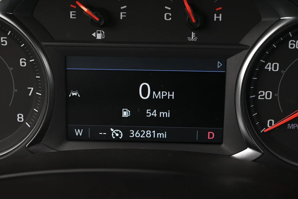 Used 2024 White GMC SLT image 8