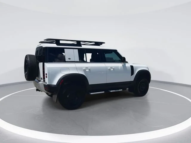 2023 Land Rover Defender S - Photo 8