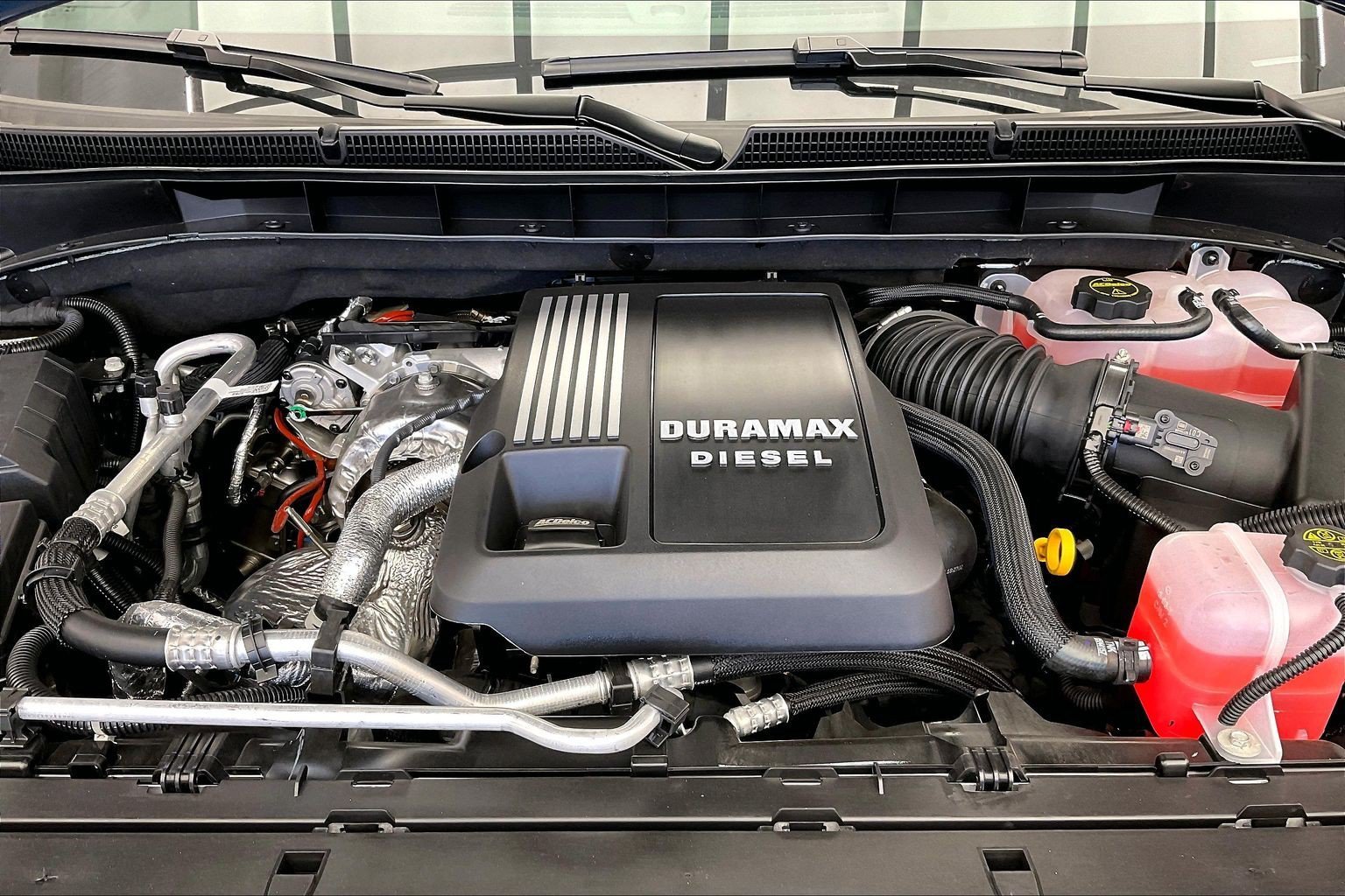 2026 GMC Yukon XL Denali Ultimate - Photo 18