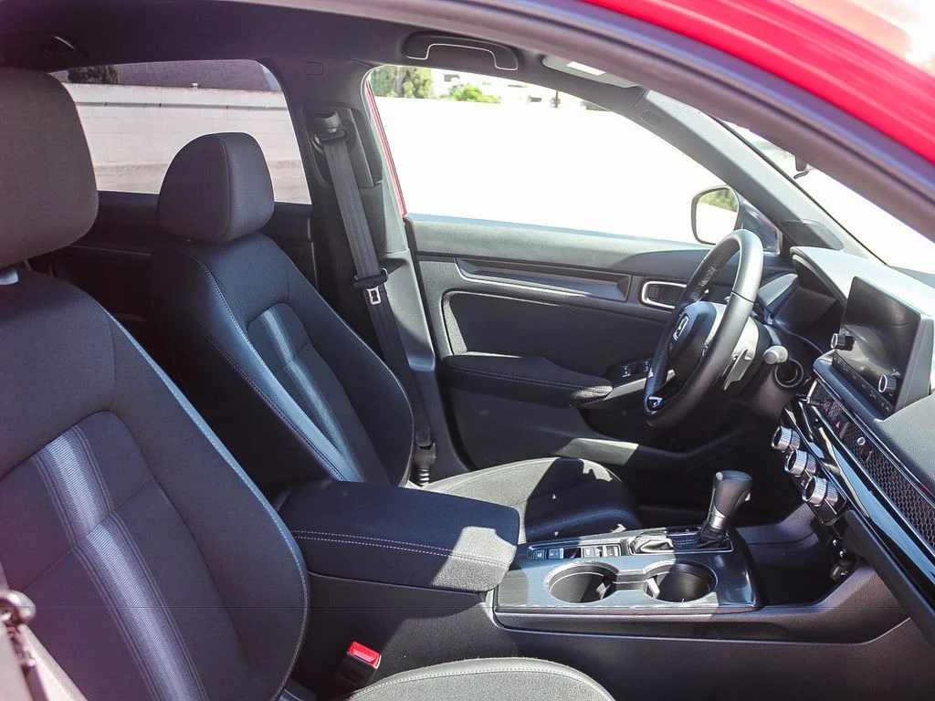 2025 Honda Civic Sport - Photo 17