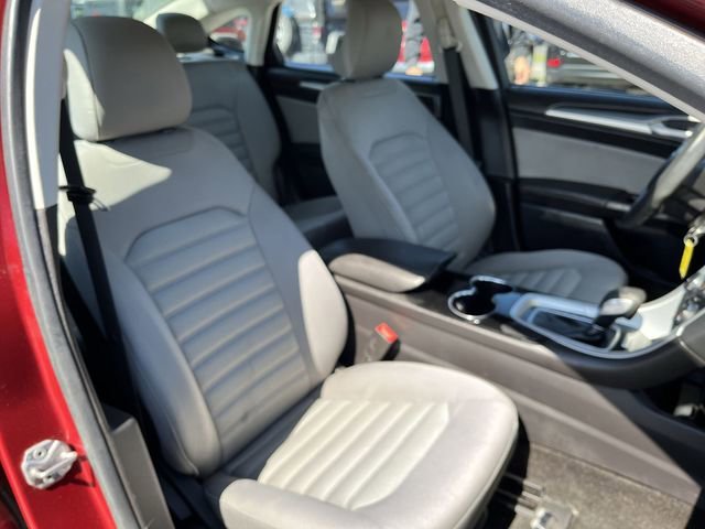 Used 2015 Red Ford S image 25