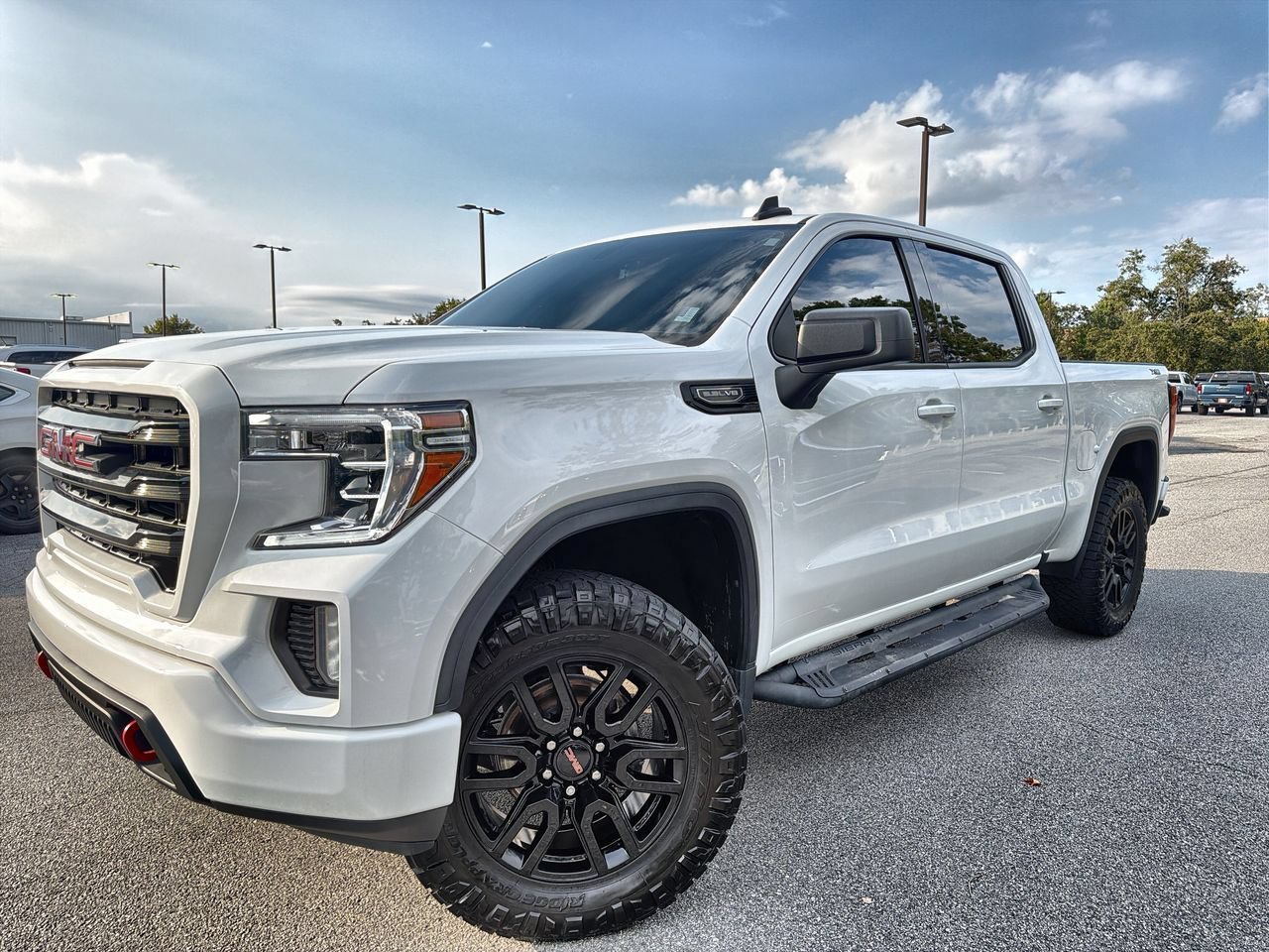 Used 2021 SUMMIT WHITE GMC Elevation image 1