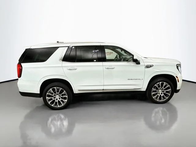 Used 2025 White GMC Denali image 9